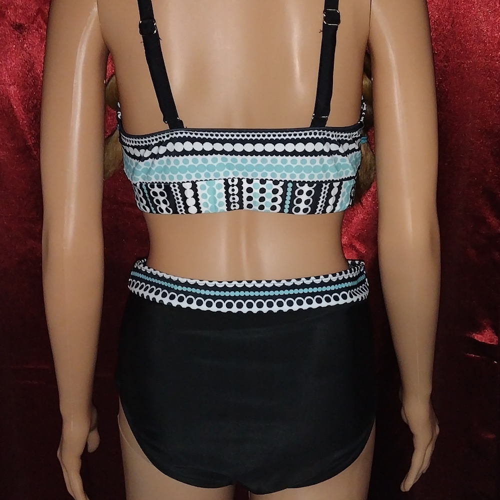 Swimsuit - Picture 2 of 2
